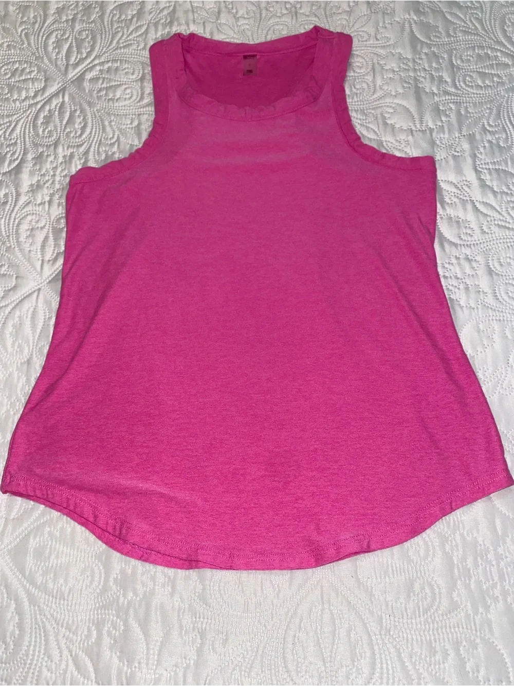 Beyond Yoga Featherweight Keep It Moving Tank in Fuchsia - Picture 8 of 10